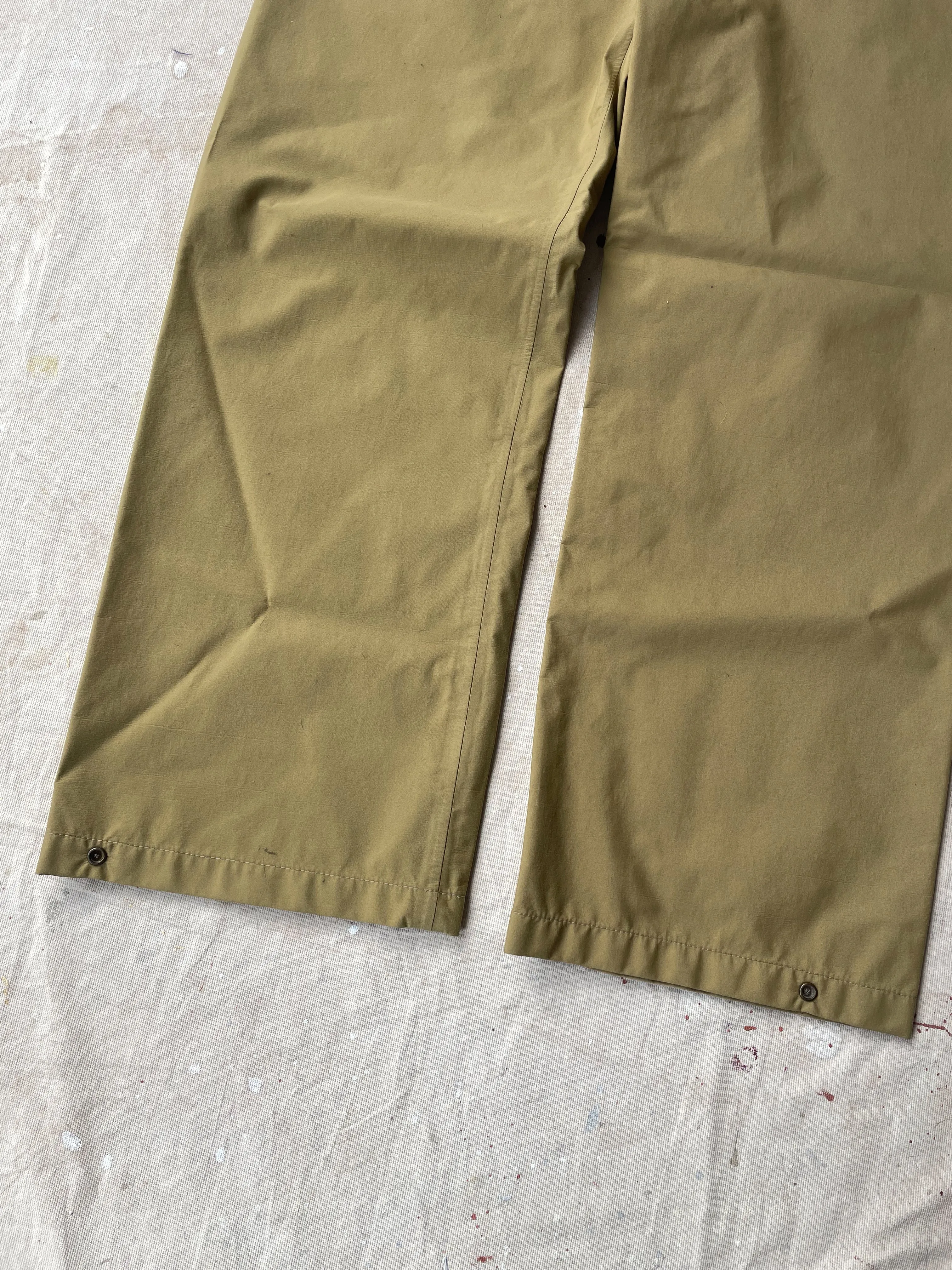 Eddie Bauer Gore-Tex Pants—[M]